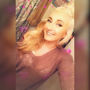 Meet your Posher, Christine